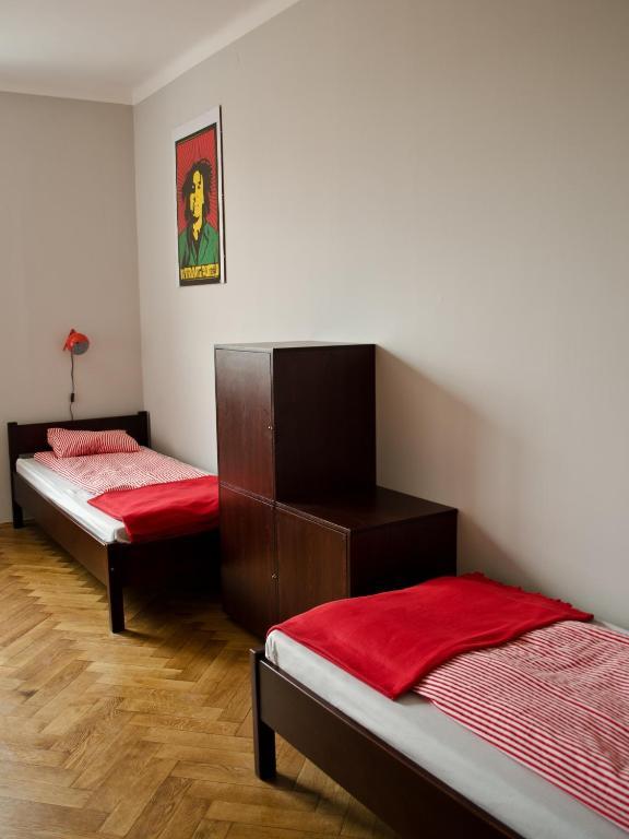 Tramp Aparthostel Krasków Exterior foto