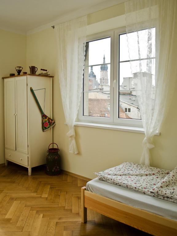 Tramp Aparthostel Krasków Exterior foto